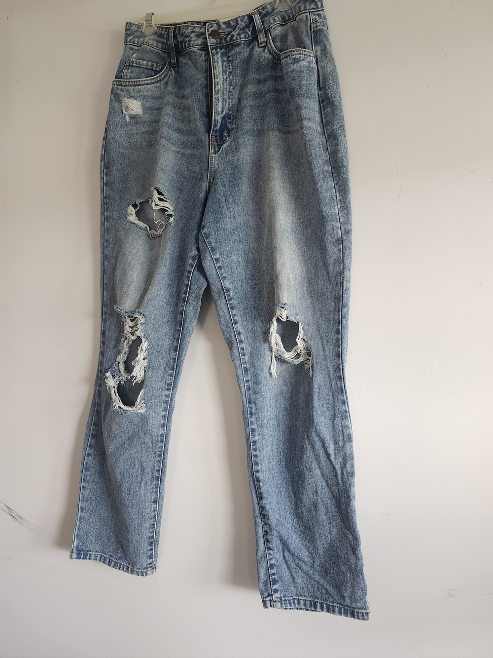 Aéropostale Curvy Mom Jeans | Size 12 Women's Light Blue Distressed Ripped Jeans